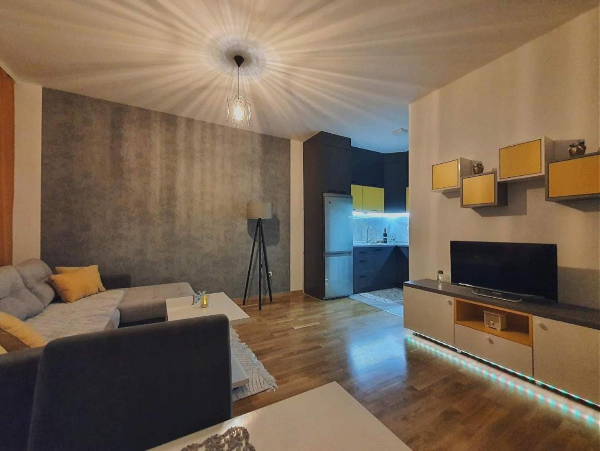 Zara 1 Apartman Bijeljina Zewnętrze zdjęcie