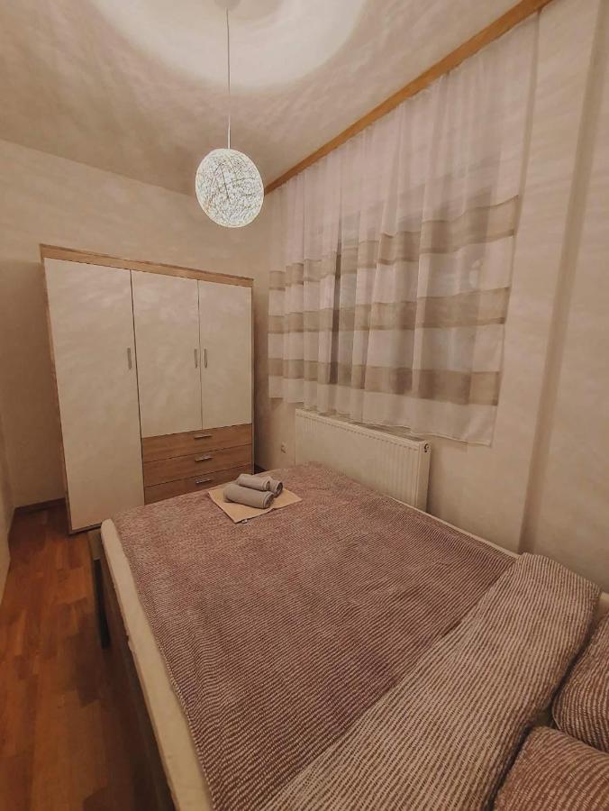 Zara 1 Apartman Bijeljina Zewnętrze zdjęcie